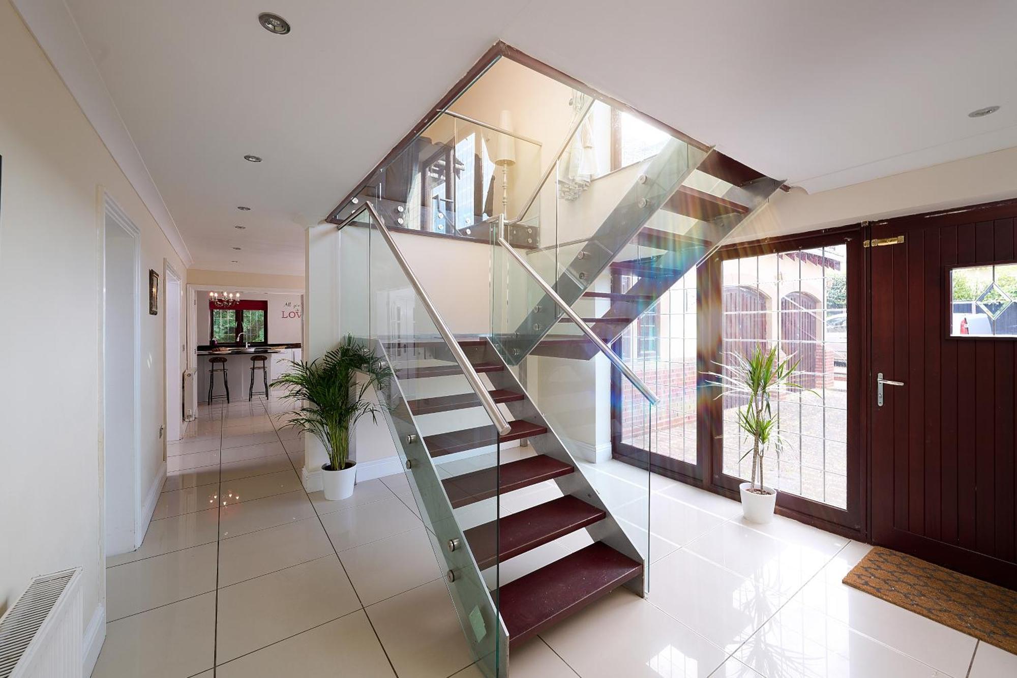 Spacious Home For Large Families And Contractors Wolverhampton Zewnętrze zdjęcie